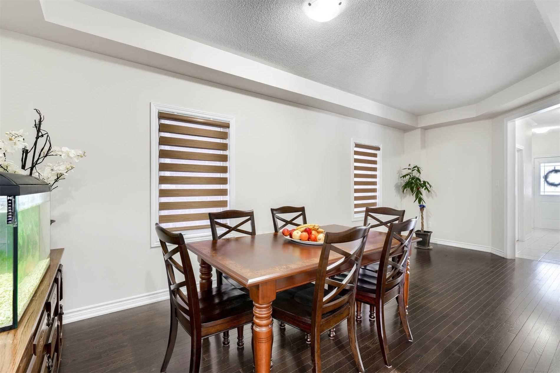 136 Noble Dr