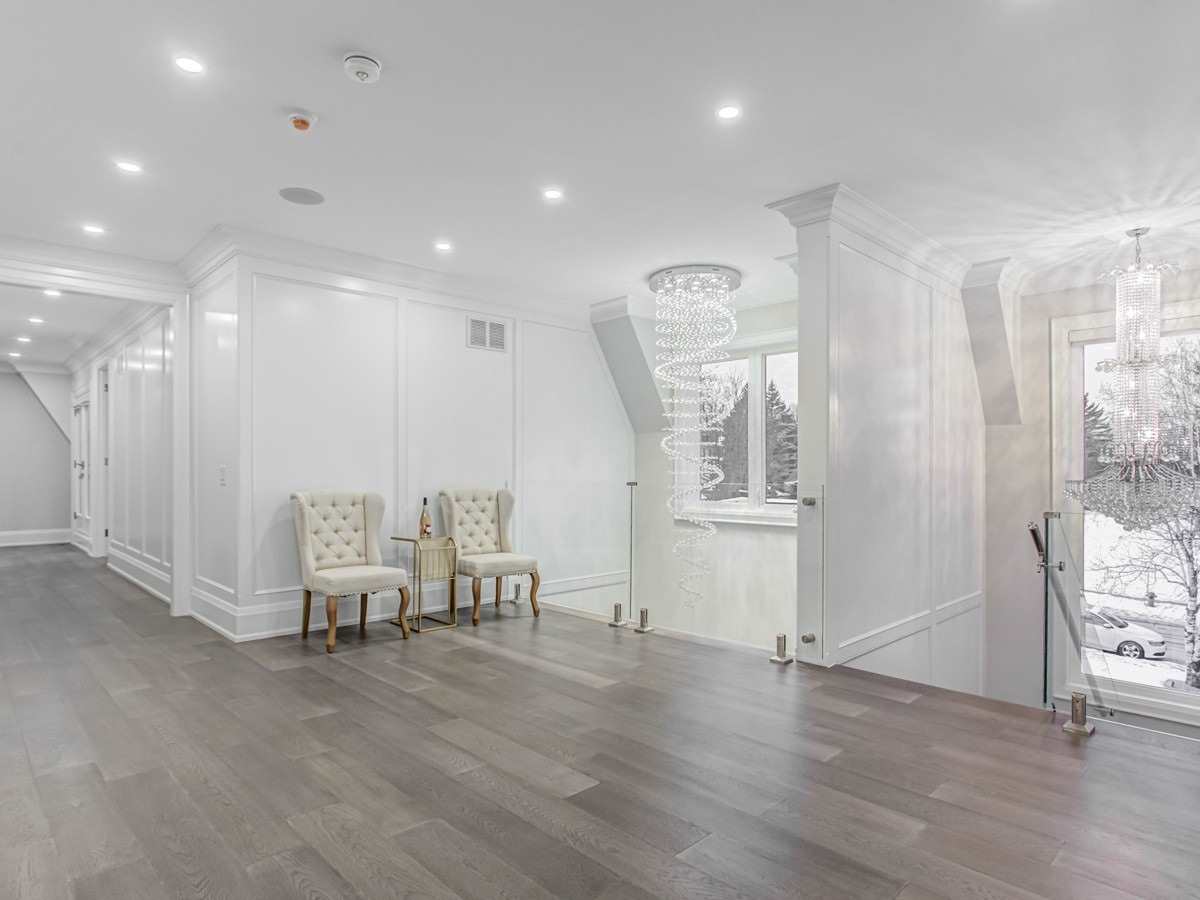 470 Warren Rd