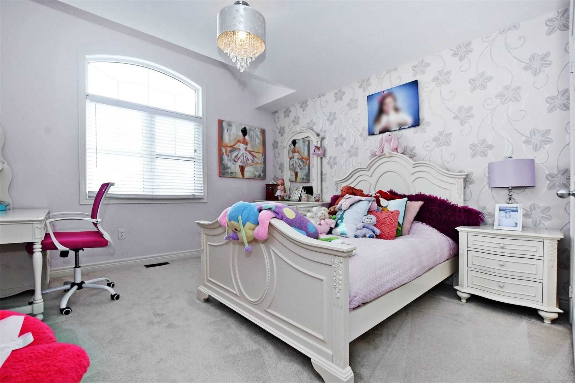 34 Brookview Dr