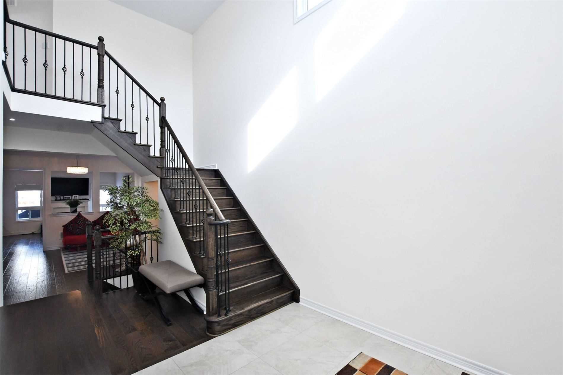 34 Brookview Dr