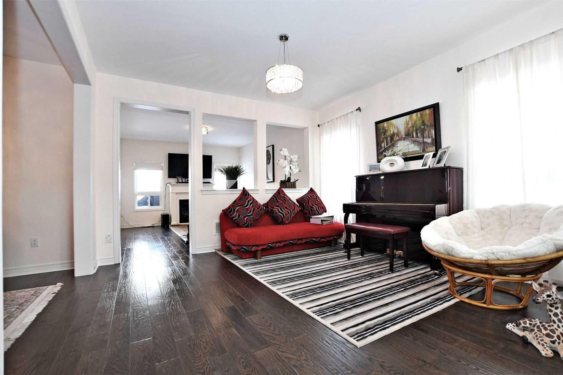 34 Brookview Dr