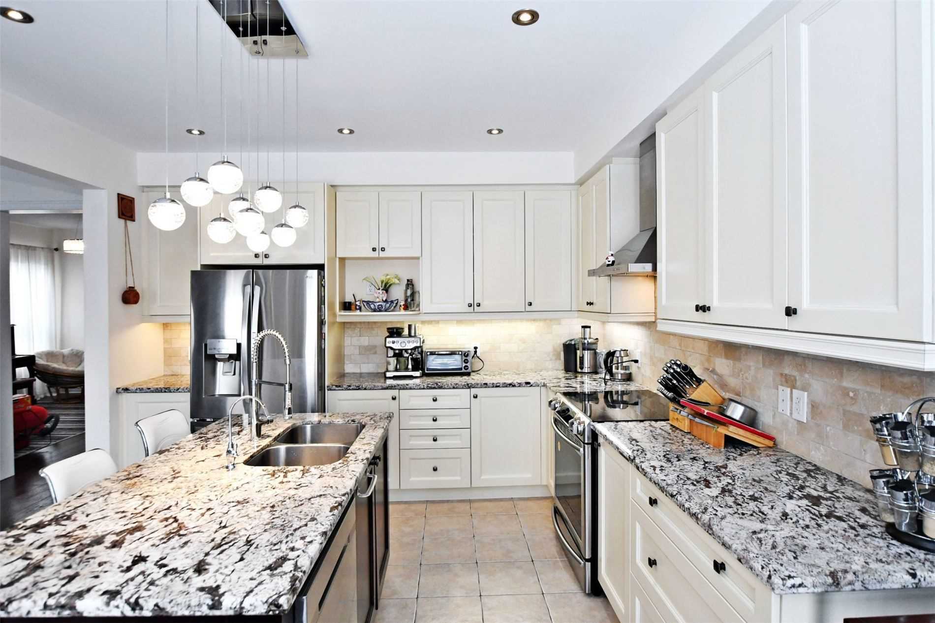 34 Brookview Dr