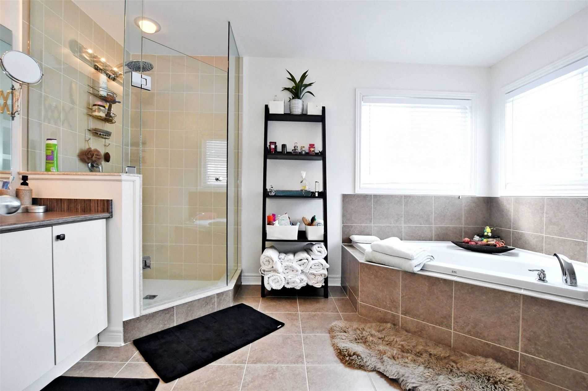 34 Brookview Dr