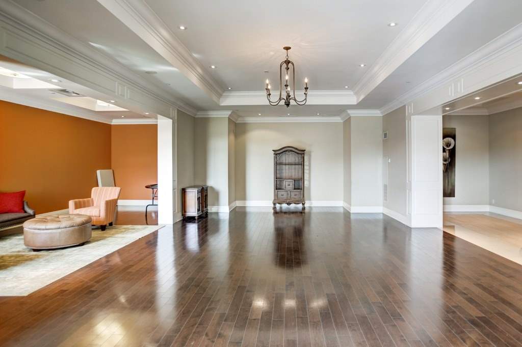 80 Burns Blvd, #235