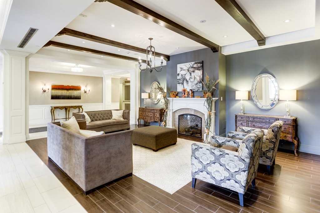 80 Burns Blvd, #235