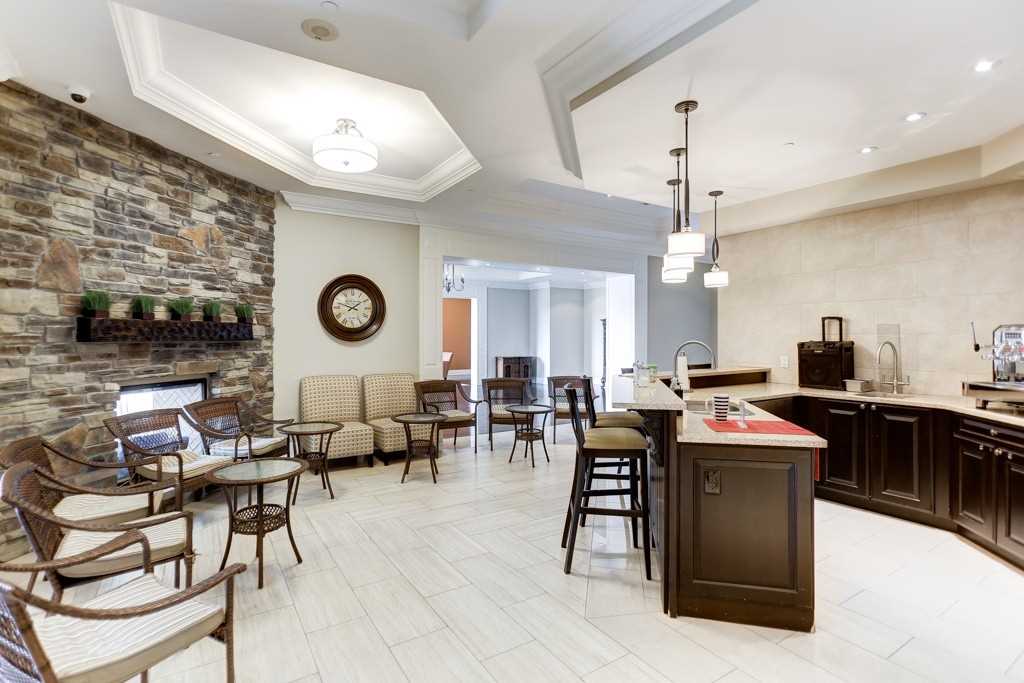 80 Burns Blvd, #235