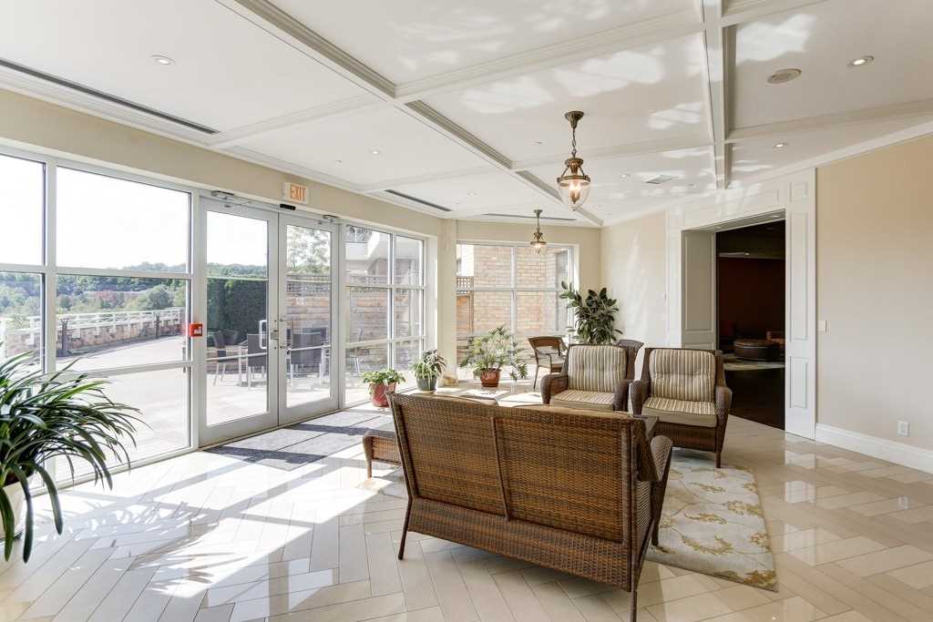 80 Burns Blvd, #235