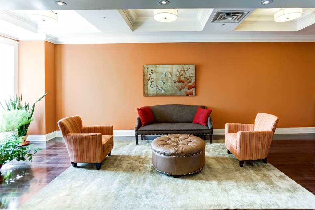 80 Burns Blvd, #235