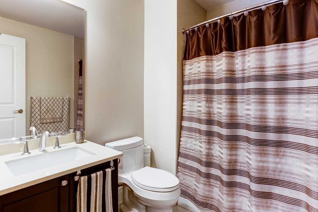 80 Burns Blvd, #235