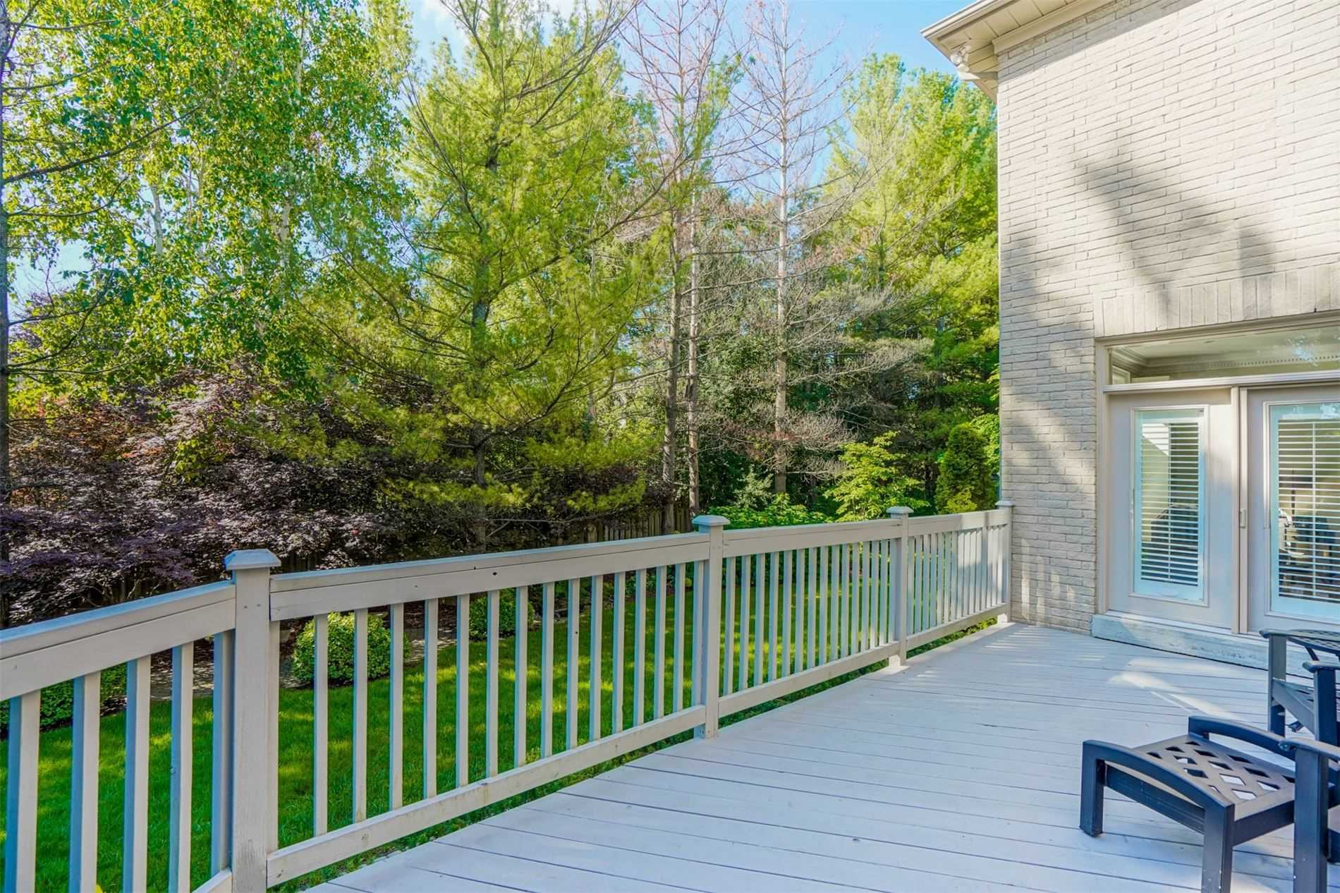 9 Bayview Forest Lane