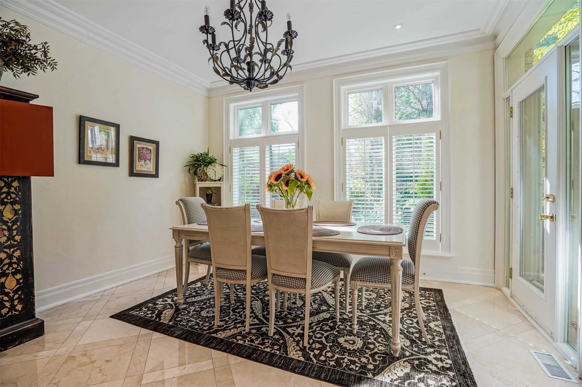 9 Bayview Forest Lane