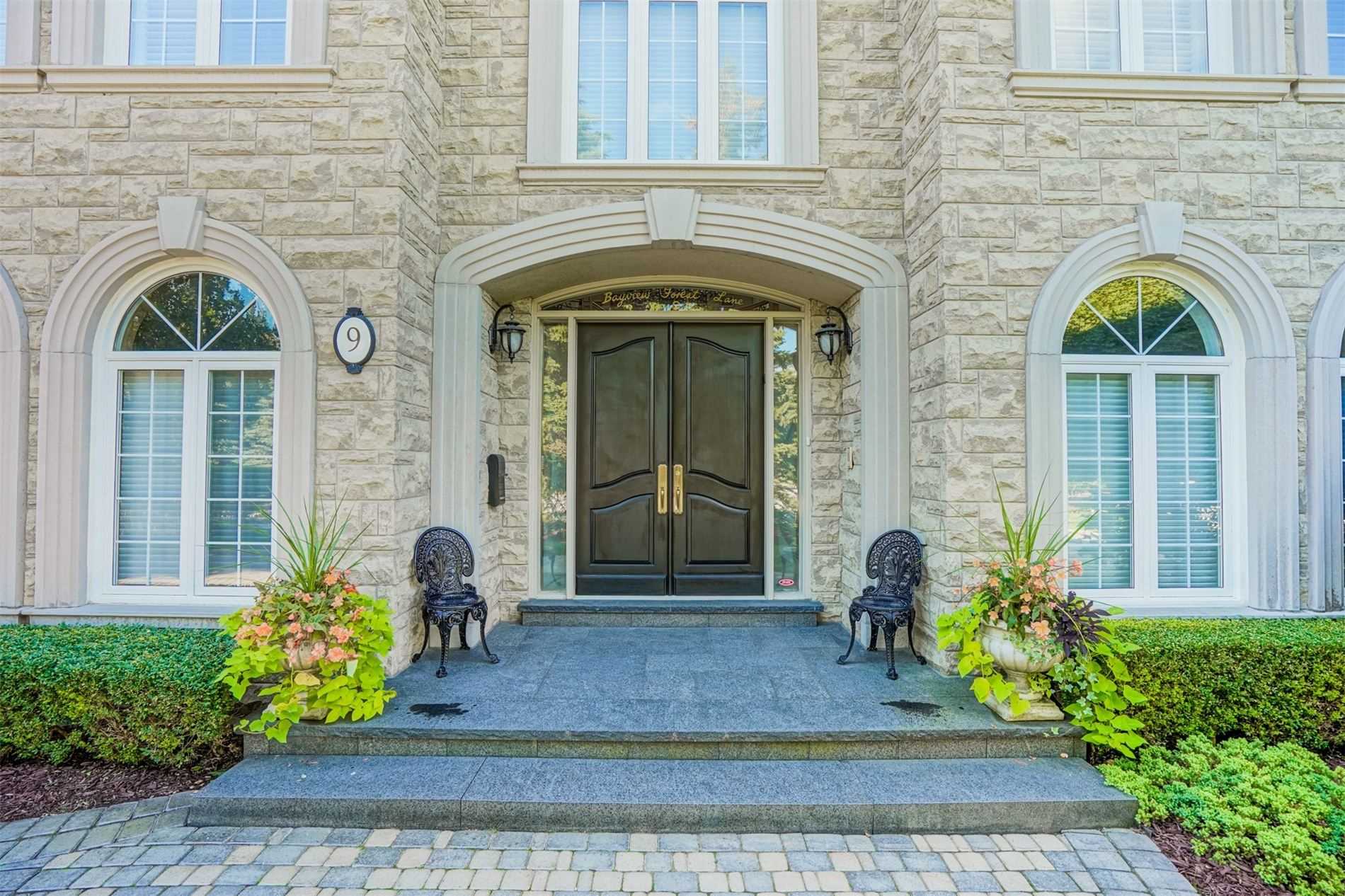 9 Bayview Forest Lane