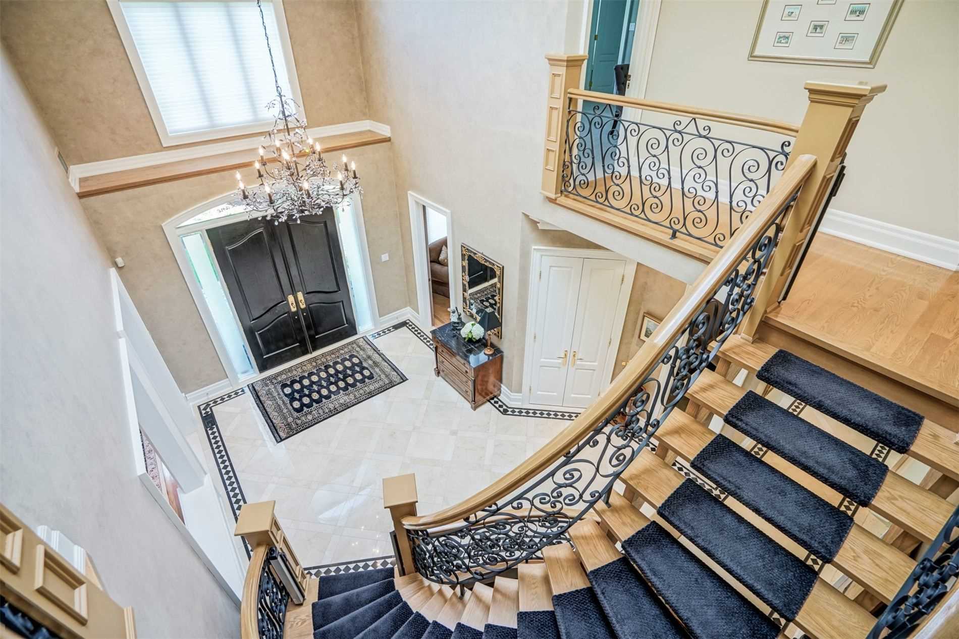 9 Bayview Forest Lane