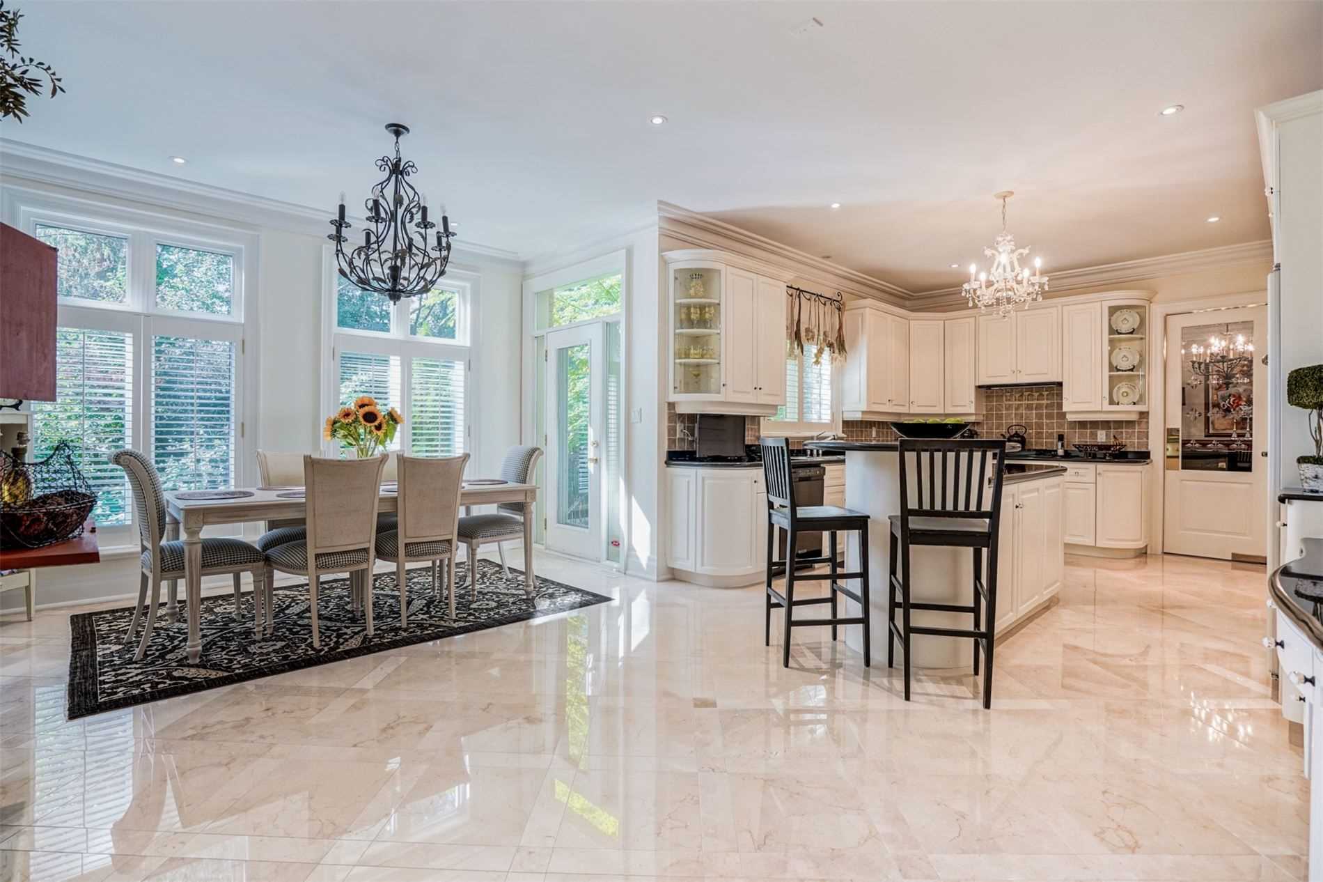 9 Bayview Forest Lane