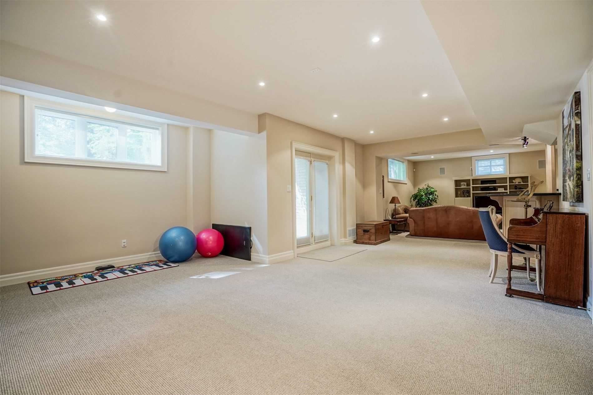 9 Bayview Forest Lane