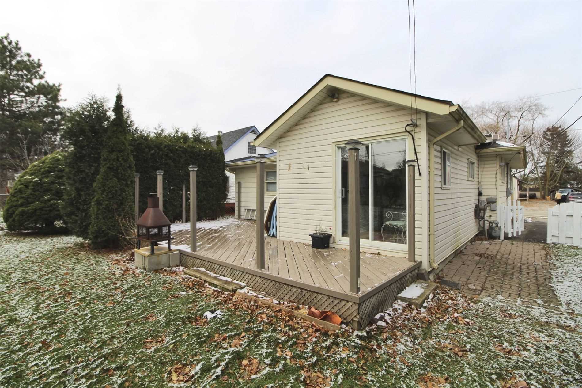 254 Andrew St