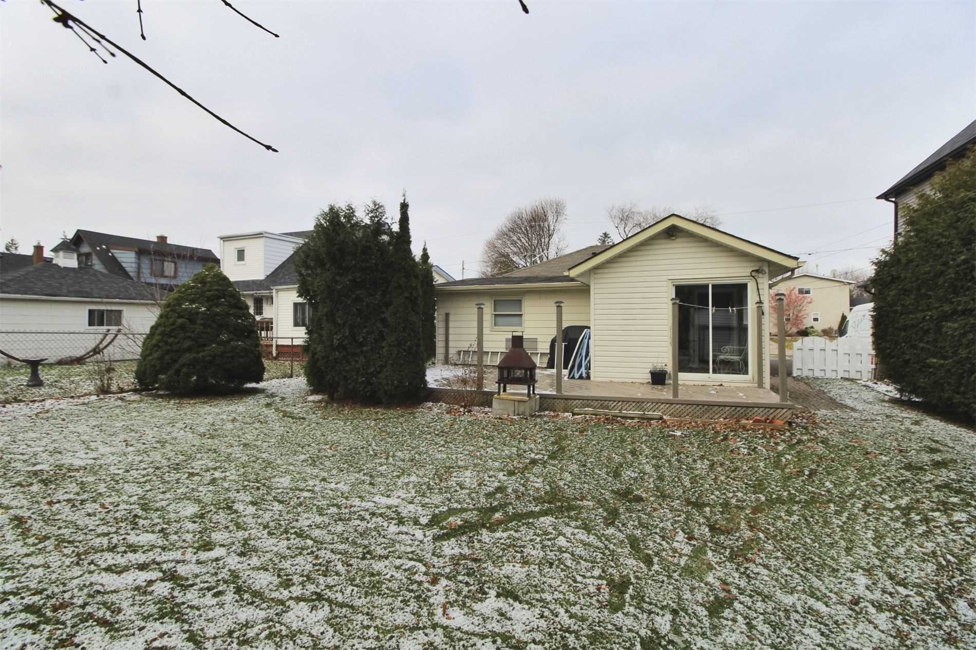 254 Andrew St