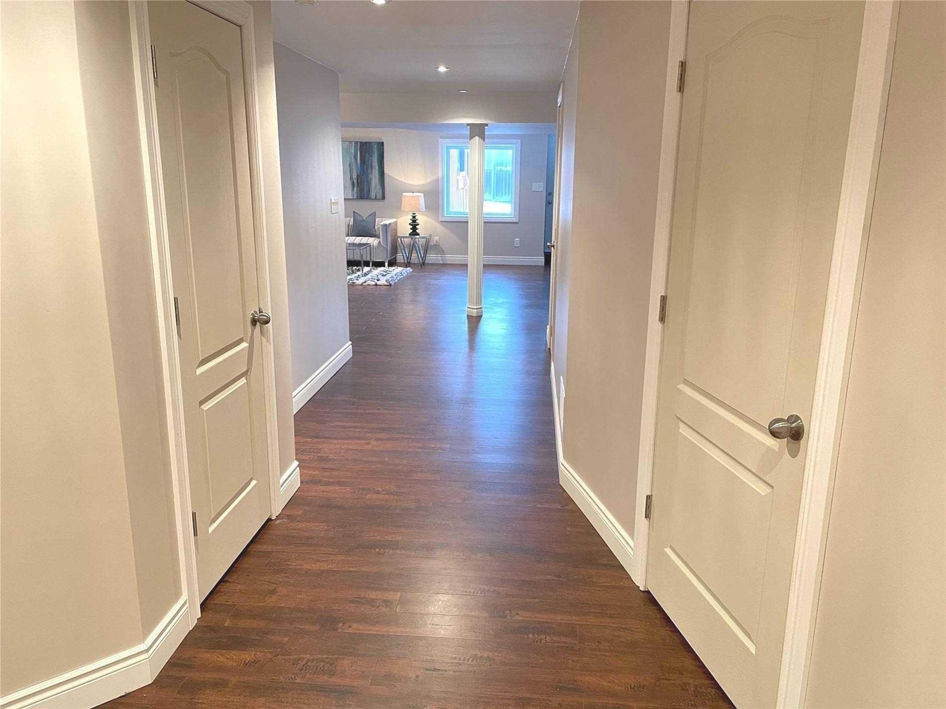 8 Candlewood Crt