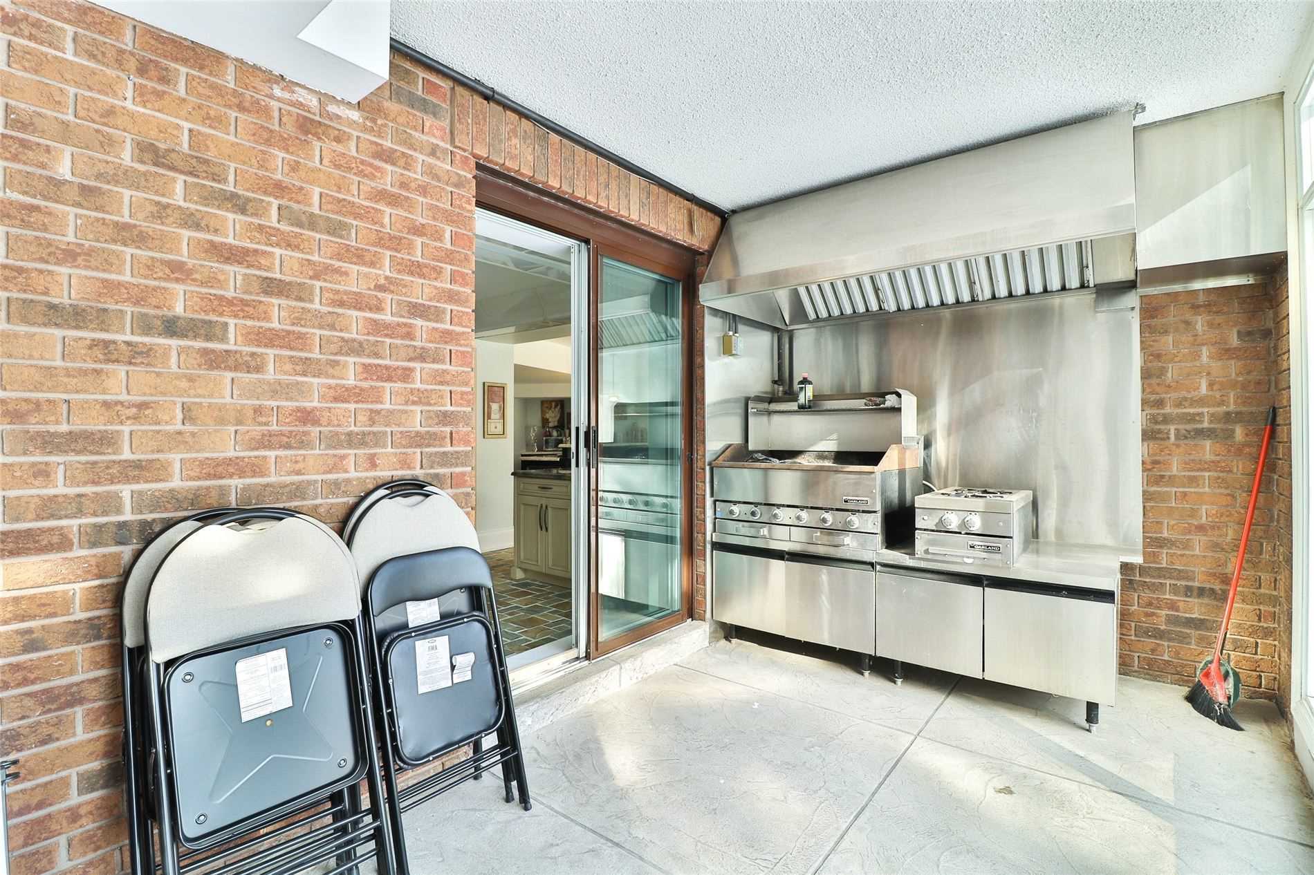 109 Collard Dr