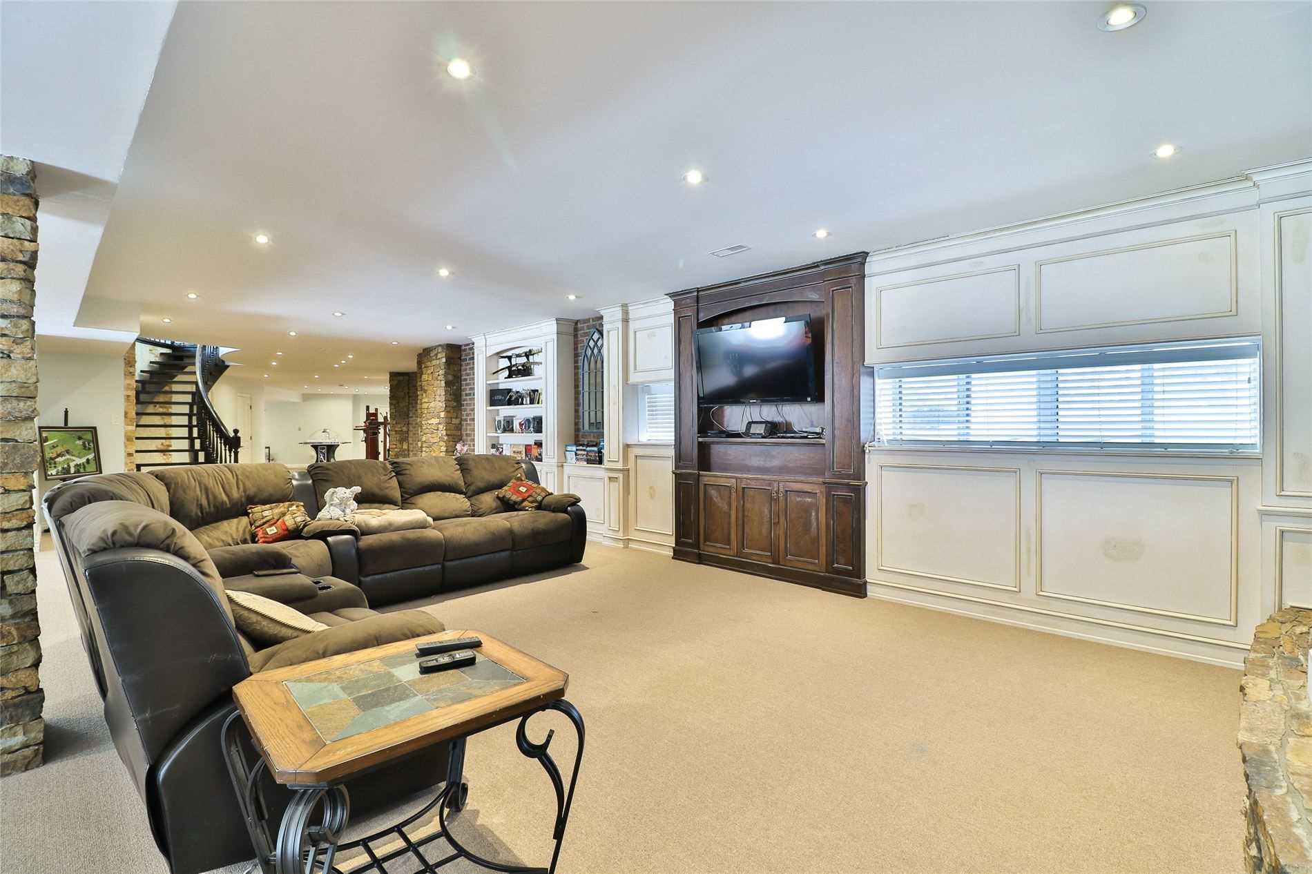 109 Collard Dr