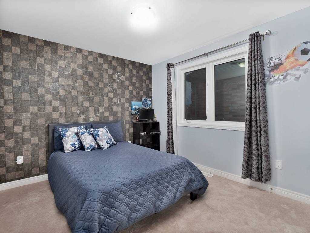 451 Summerlyn Tr