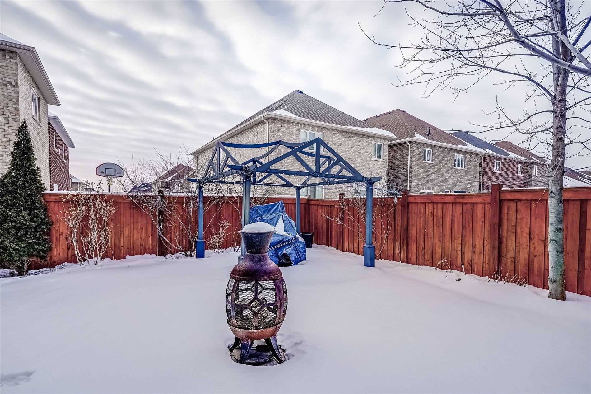 12 Mckenzie Way
