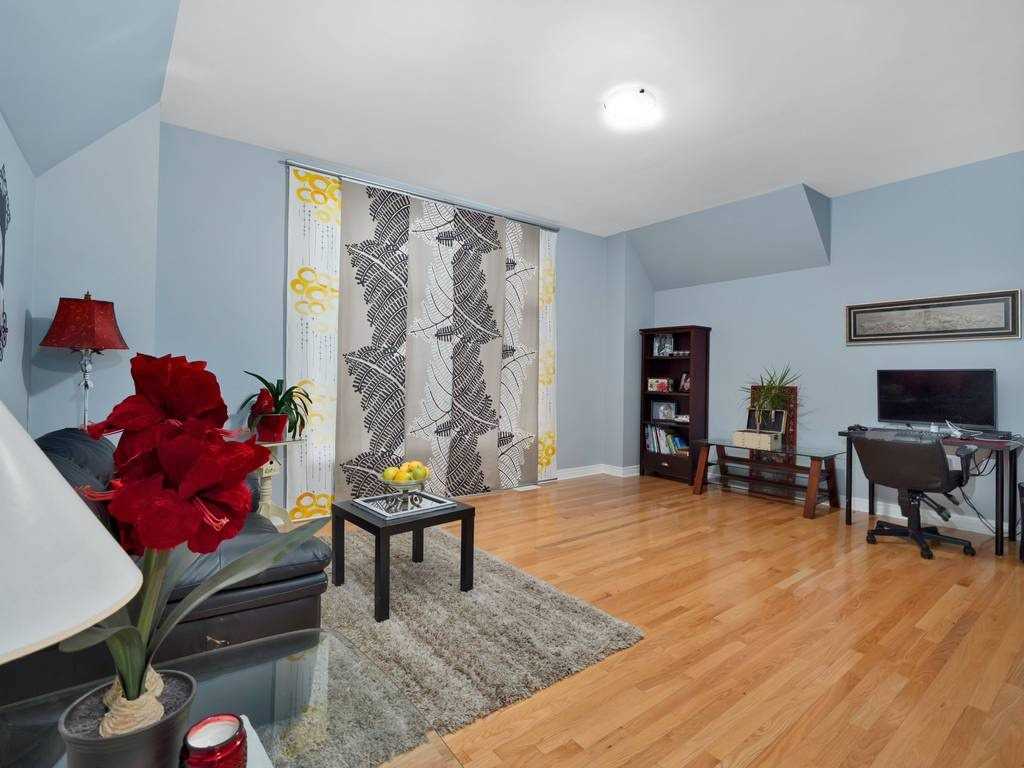 451 Summerlyn Tr
