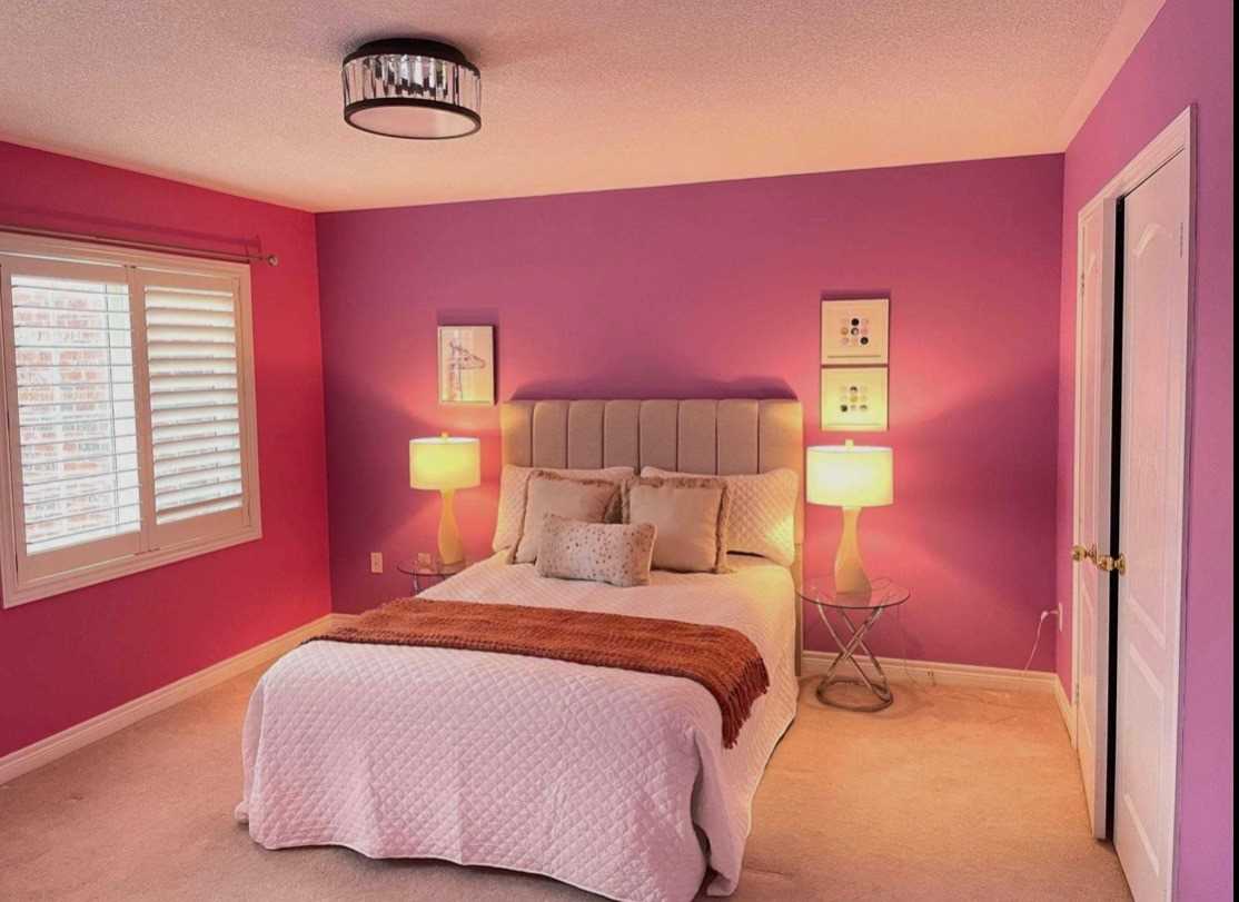 8 Candlewood Crt