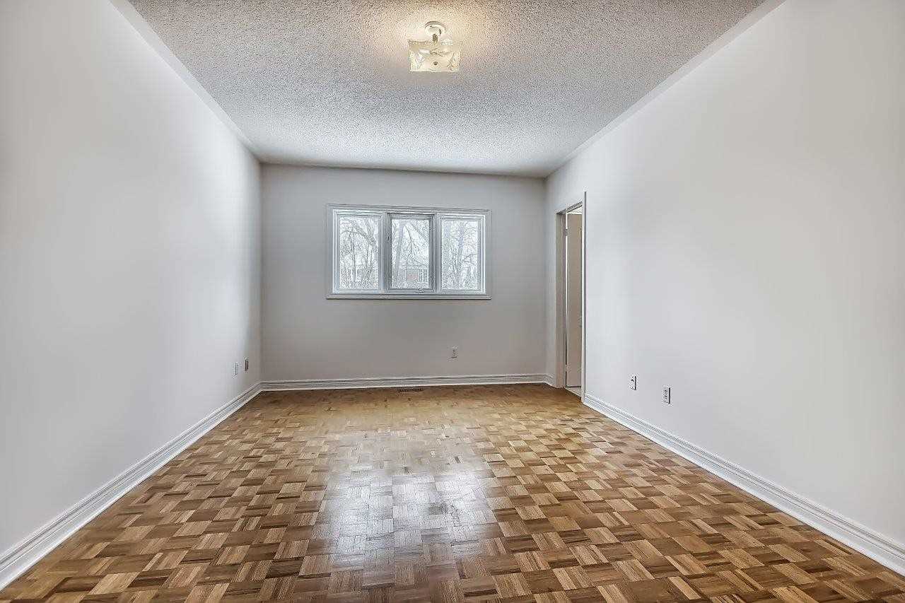 365 Meegan Crt