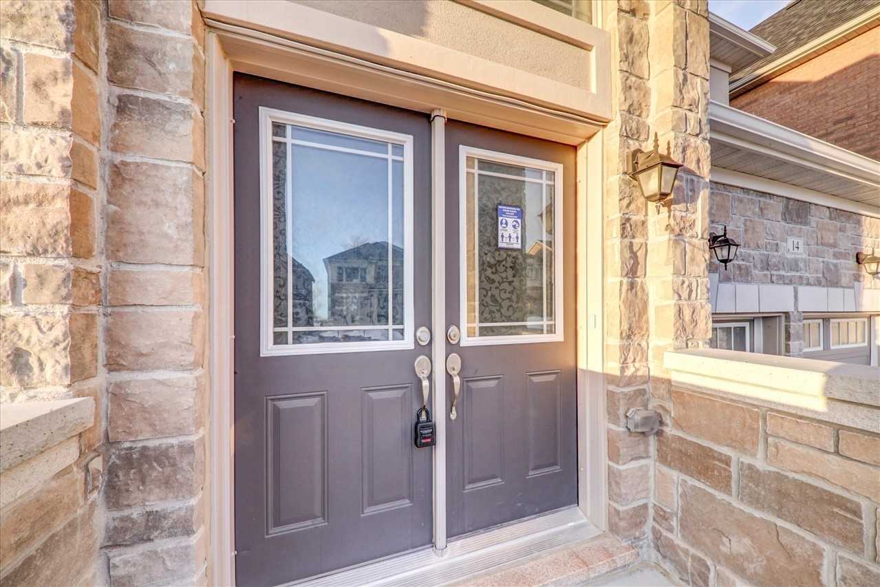 14 Ben Sinclair Ave