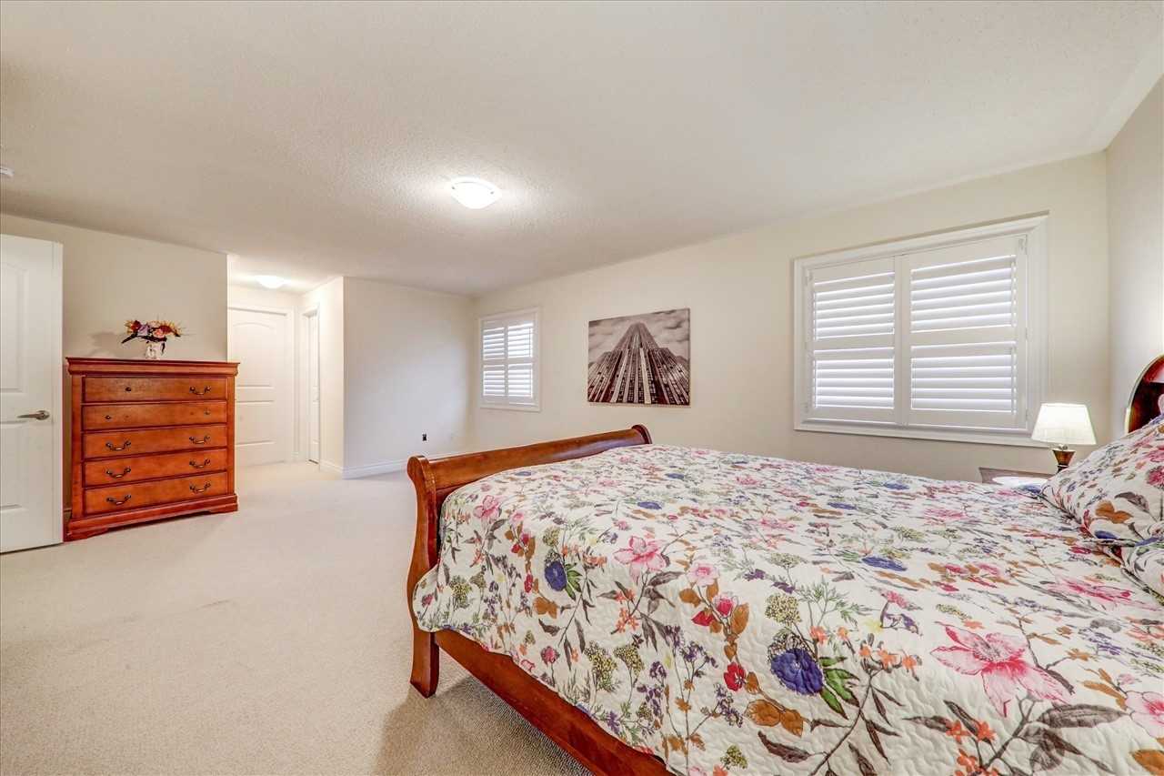 14 Ben Sinclair Ave