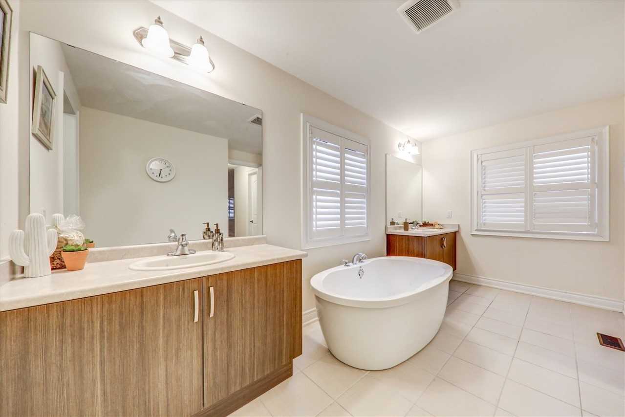 14 Ben Sinclair Ave