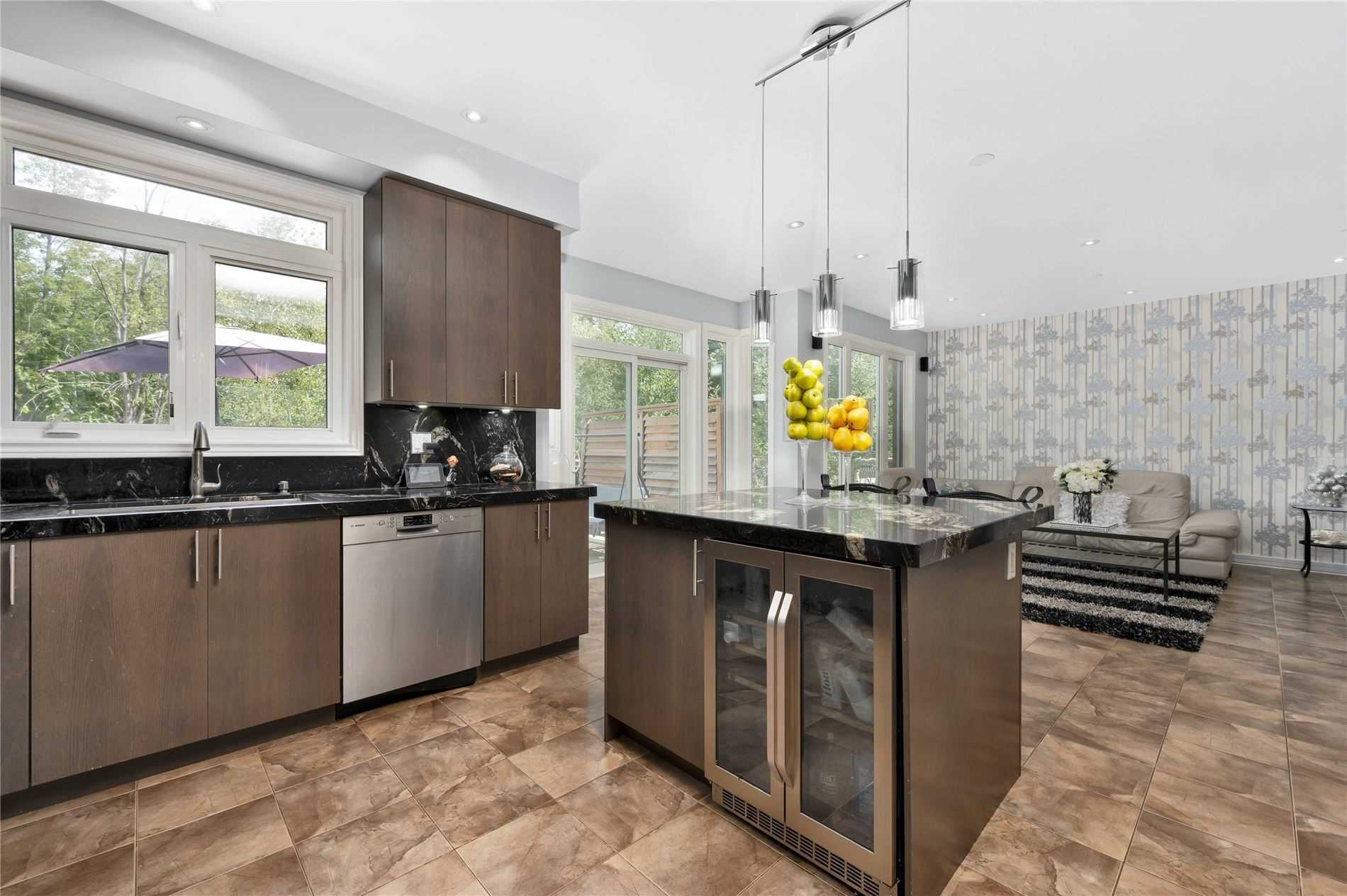 451 Summerlyn Tr
