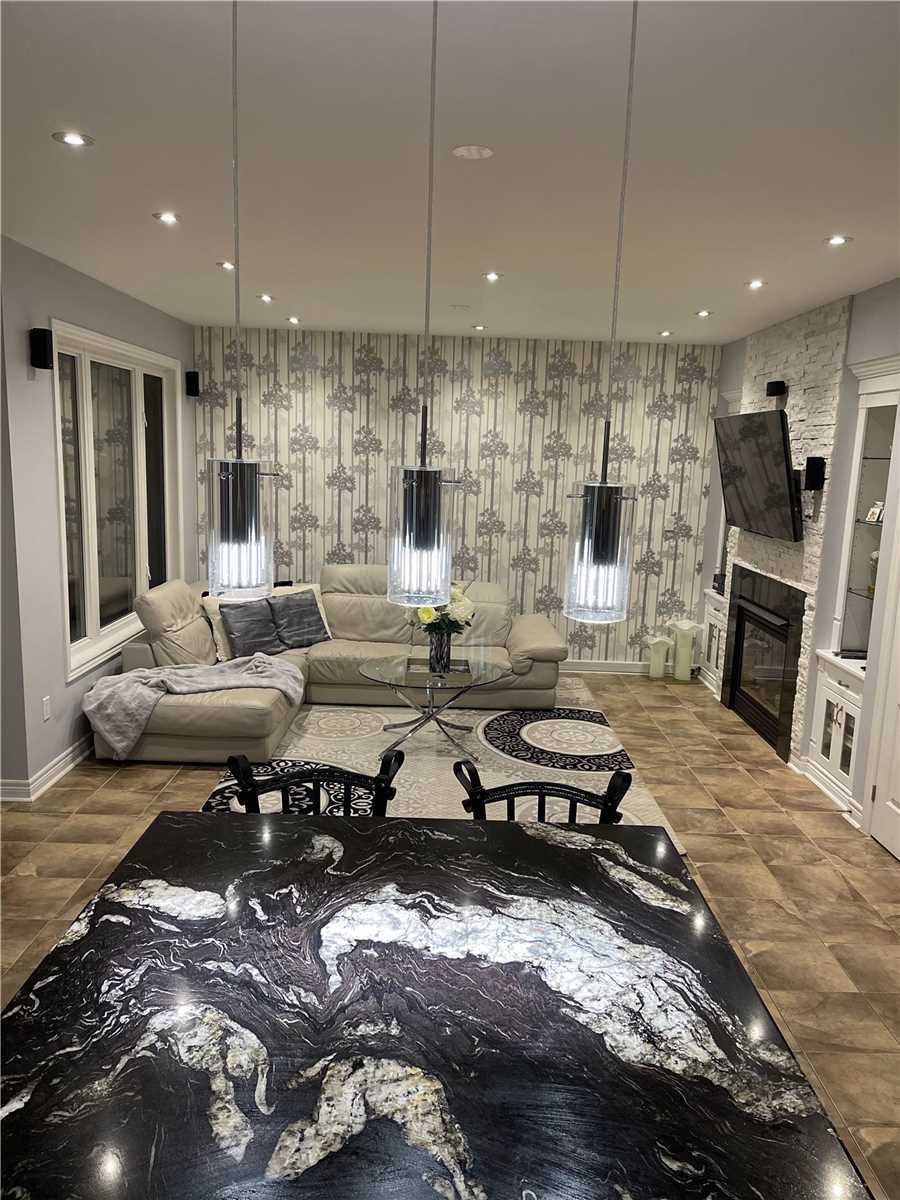 451 Summerlyn Tr