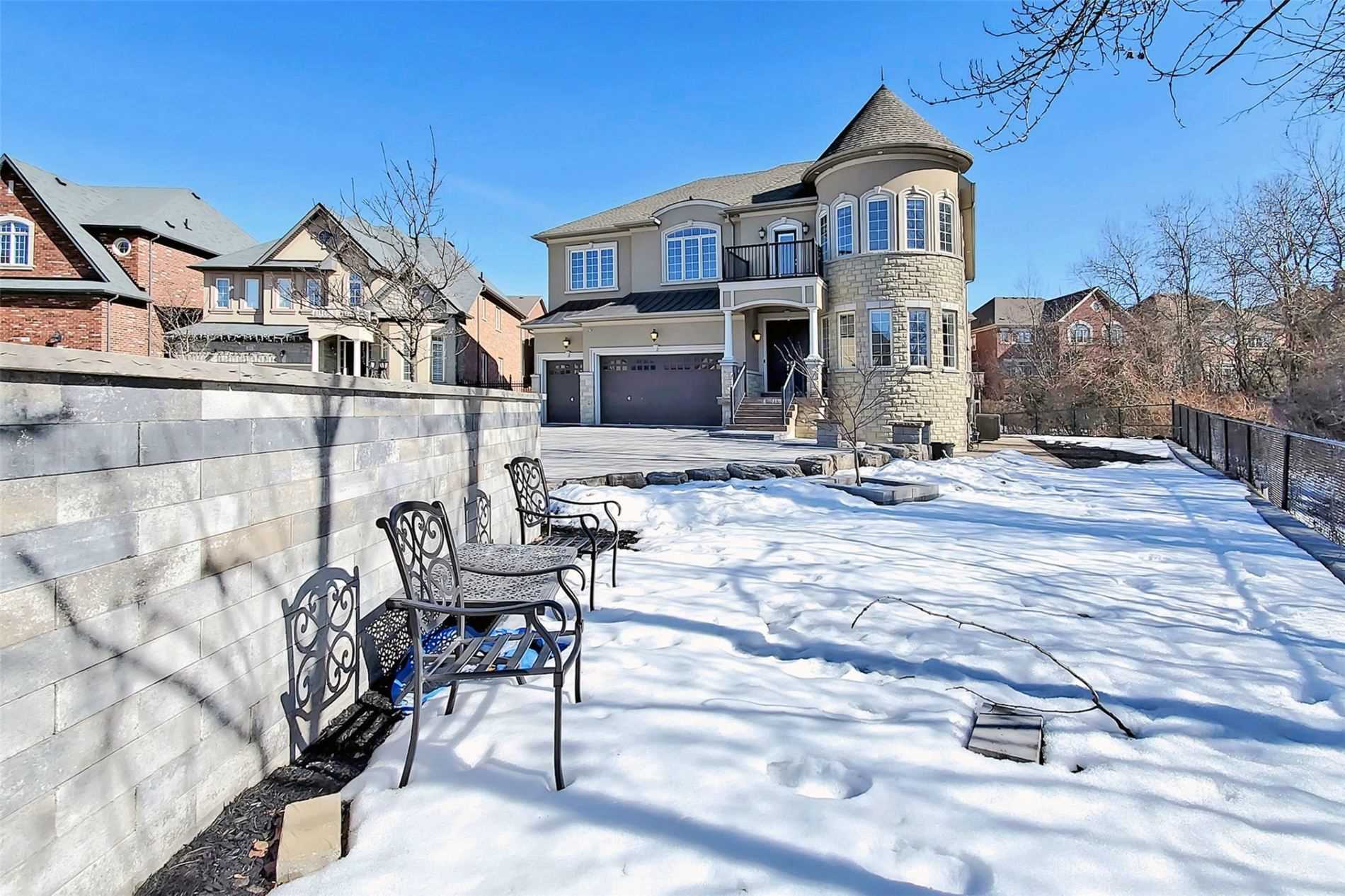 27 Sweet Emily Crt