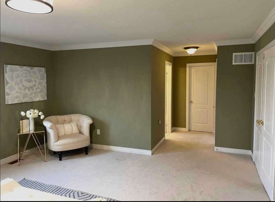 8 Candlewood Crt