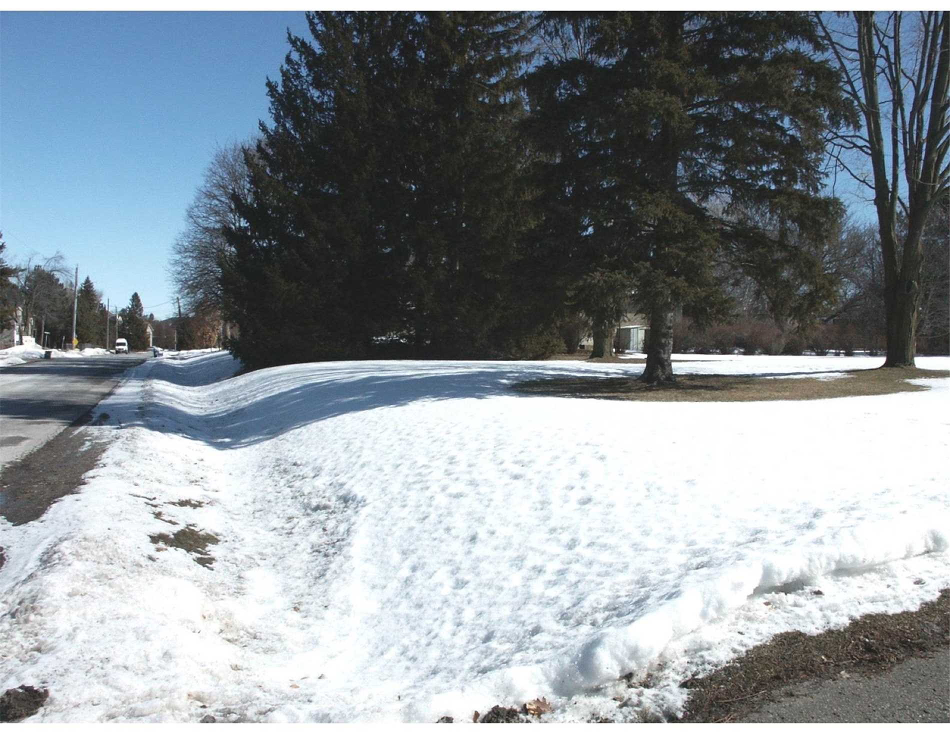 21 Long Hill Dr