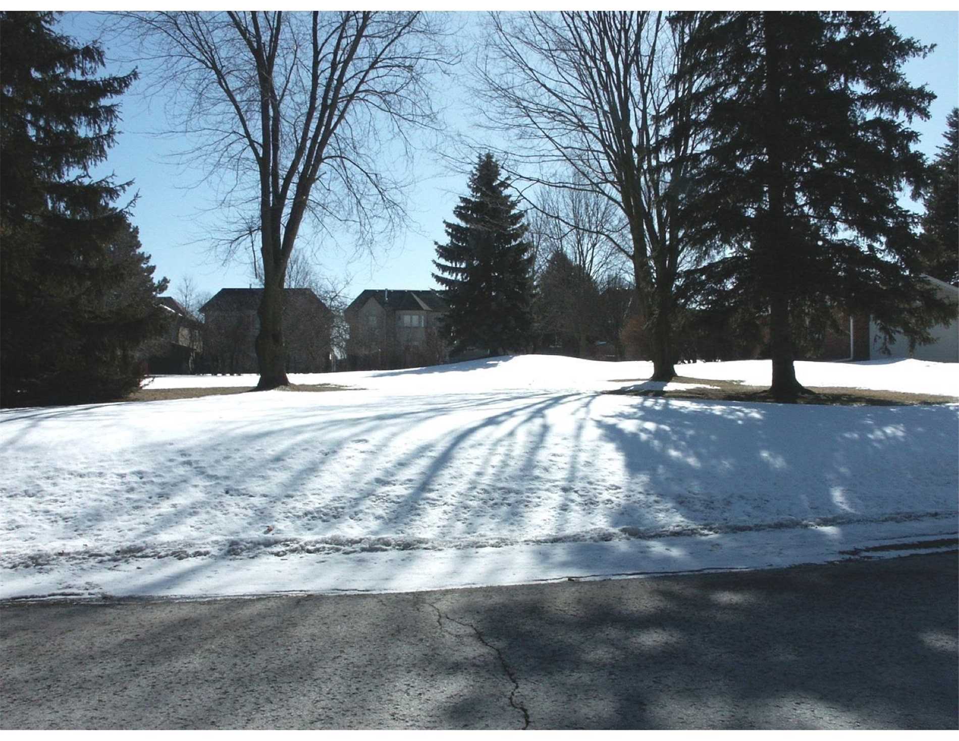 21 Long Hill Dr