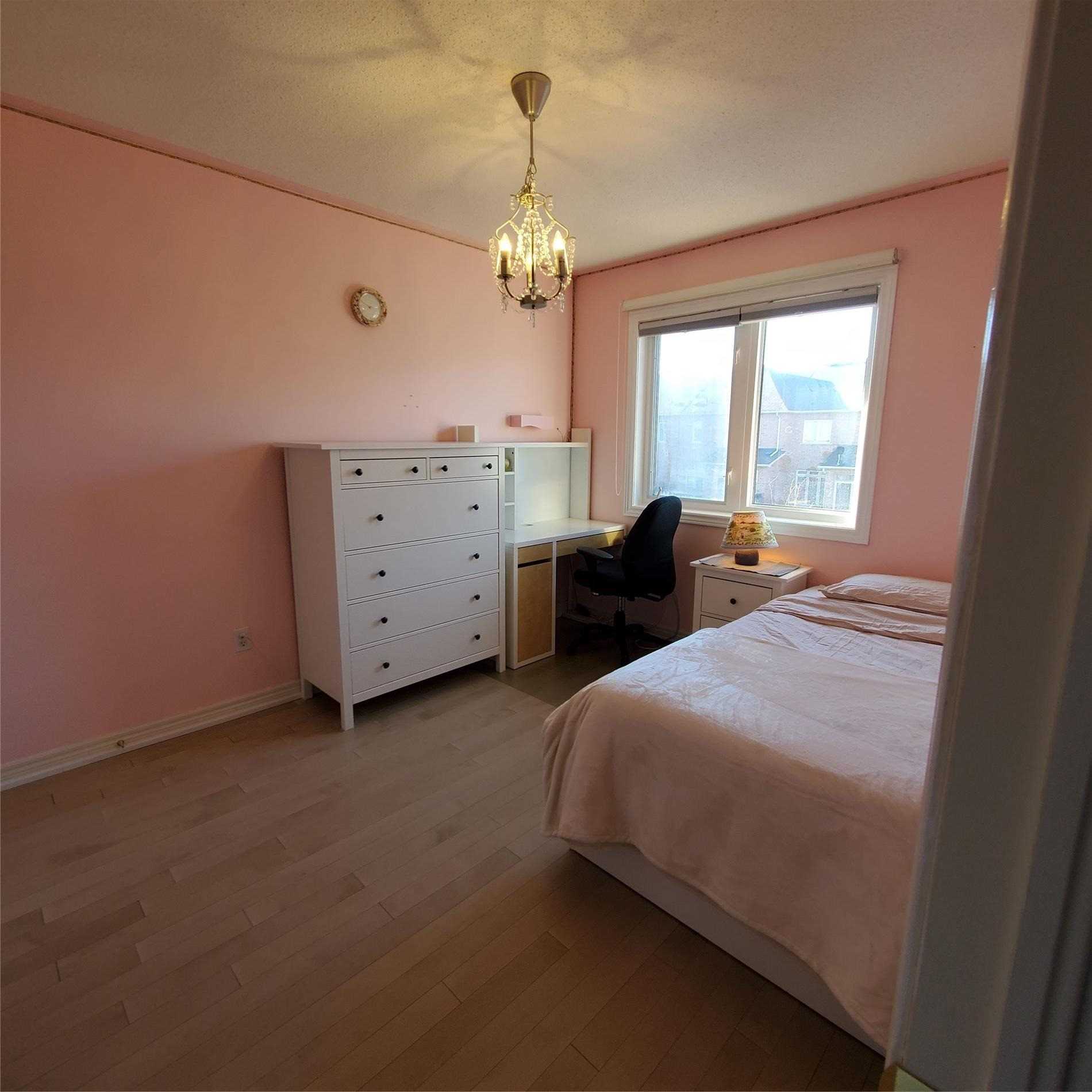 8 Coco Ave
