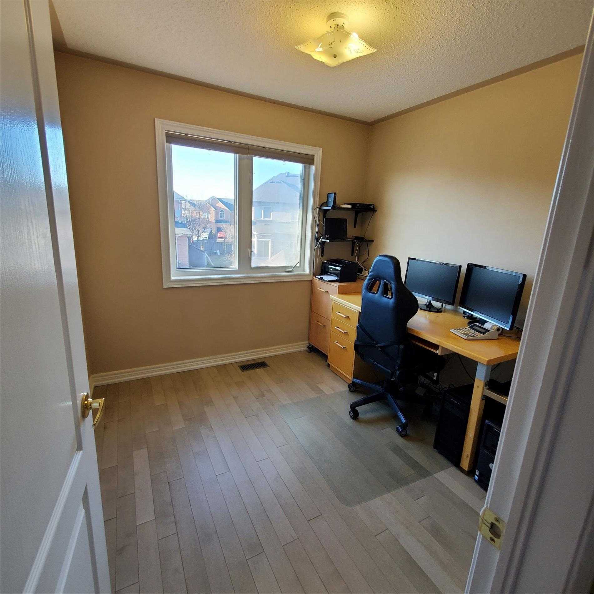 8 Coco Ave
