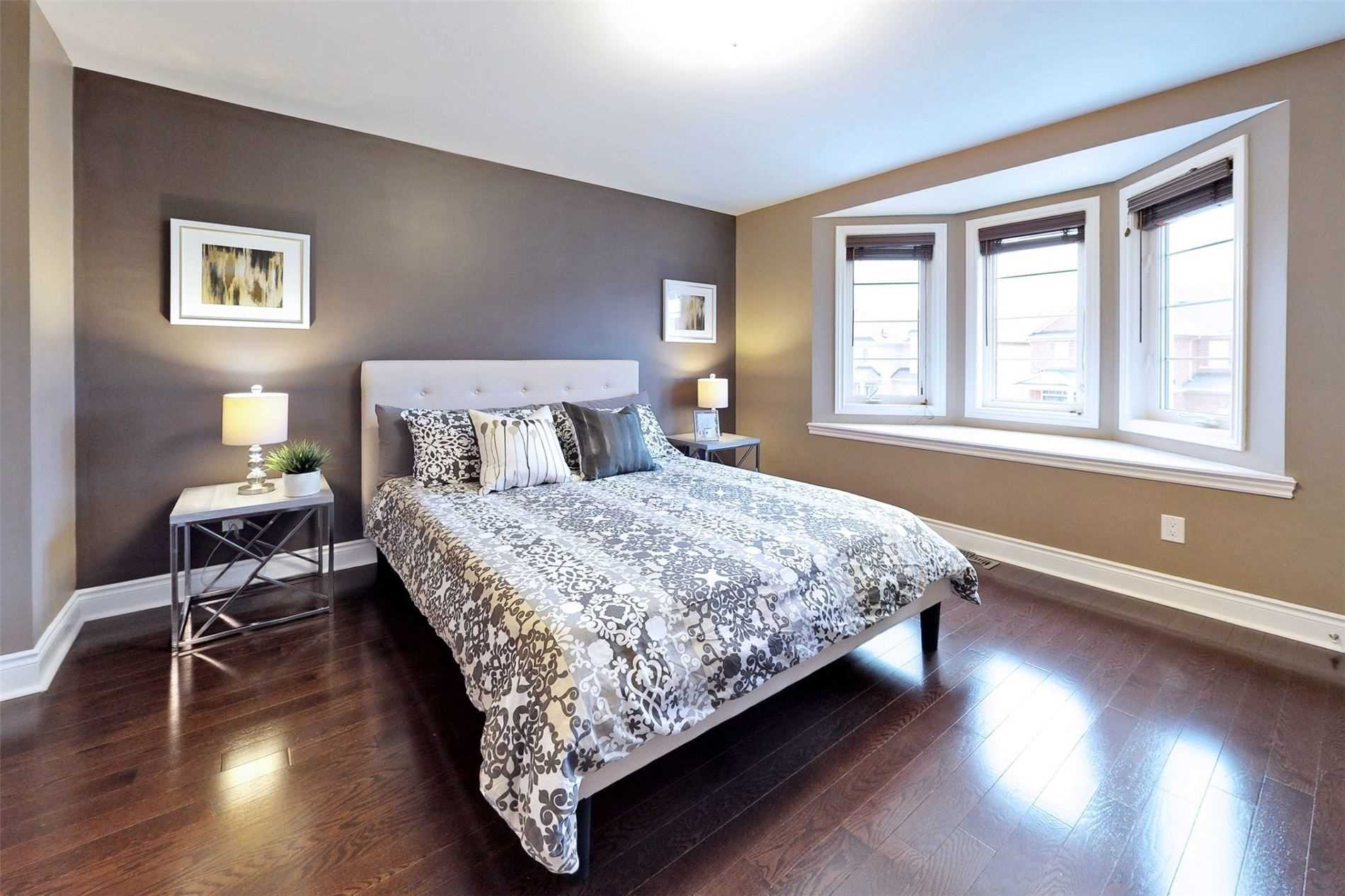 975 Goring Circ