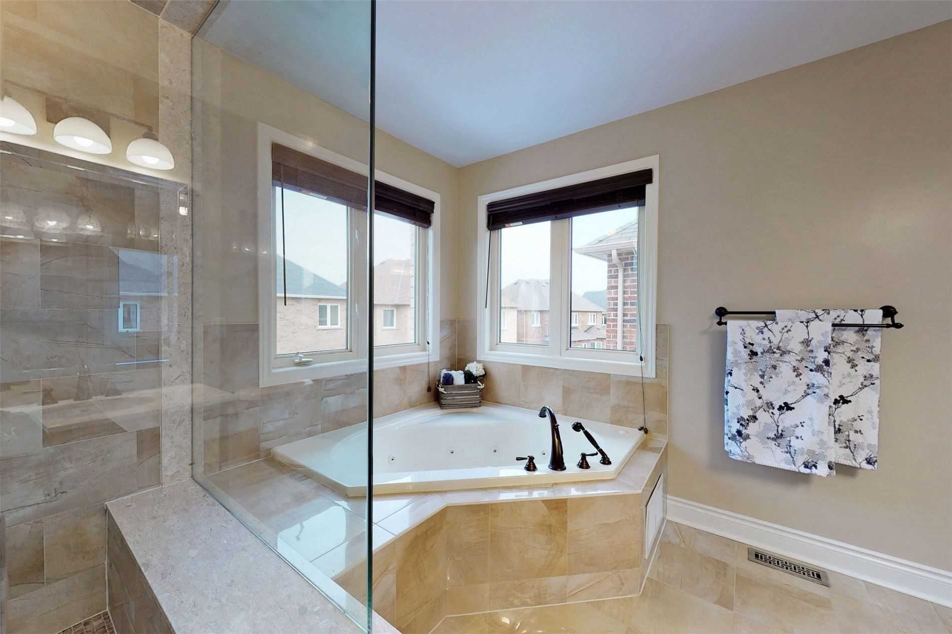 975 Goring Circ