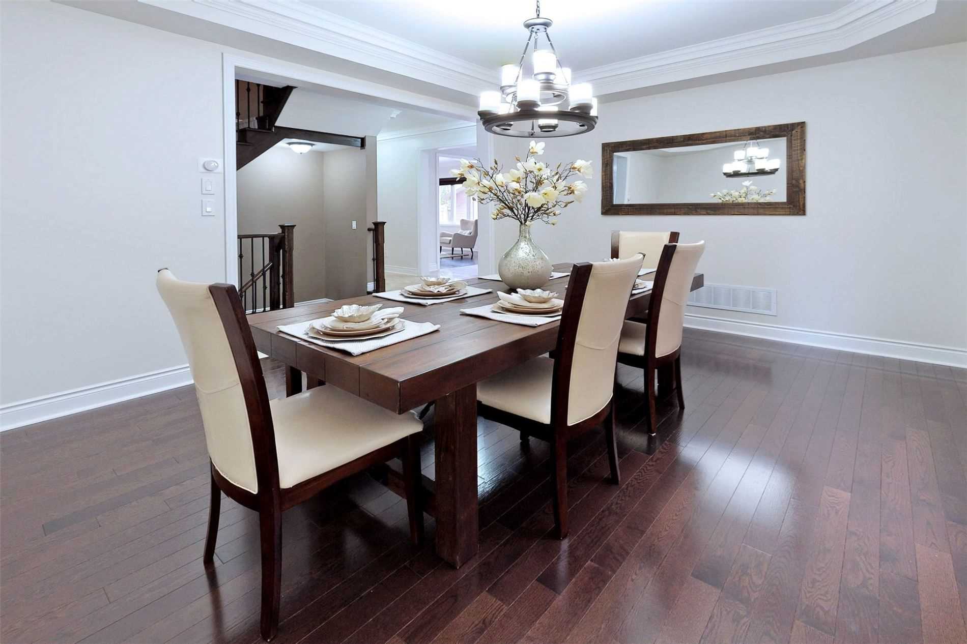975 Goring Circ