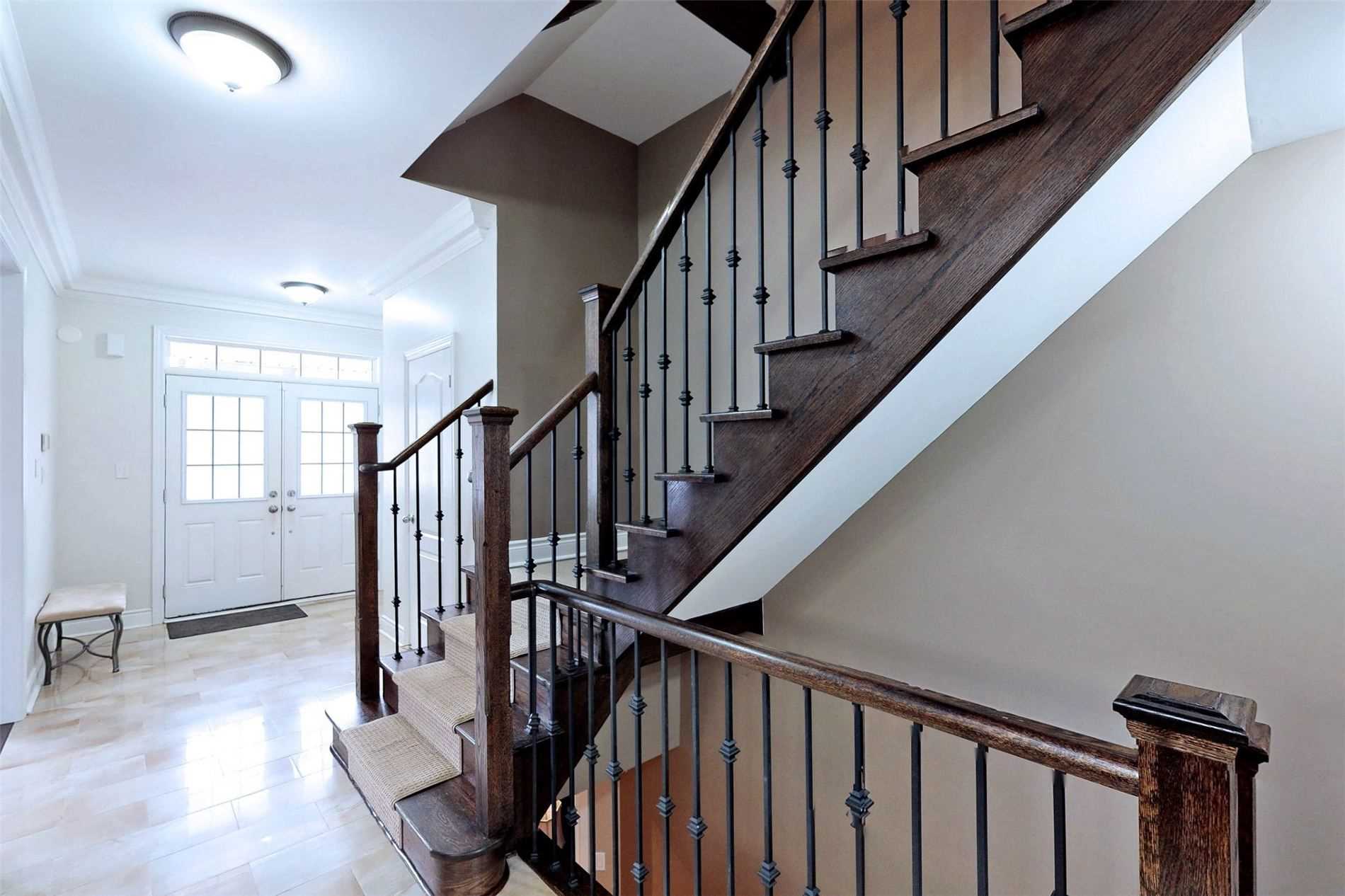 975 Goring Circ