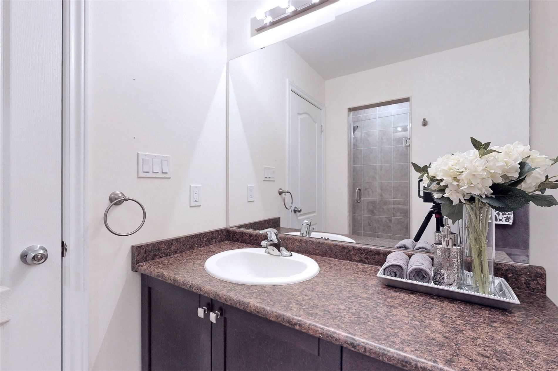 975 Goring Circ