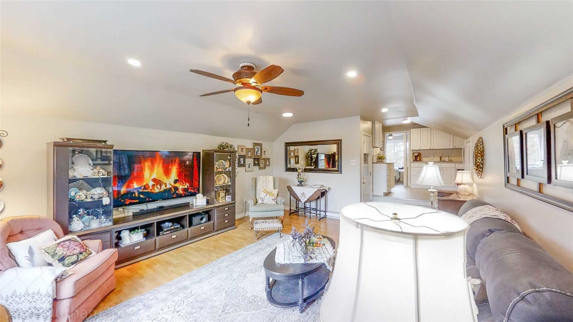 17 Smith Dr