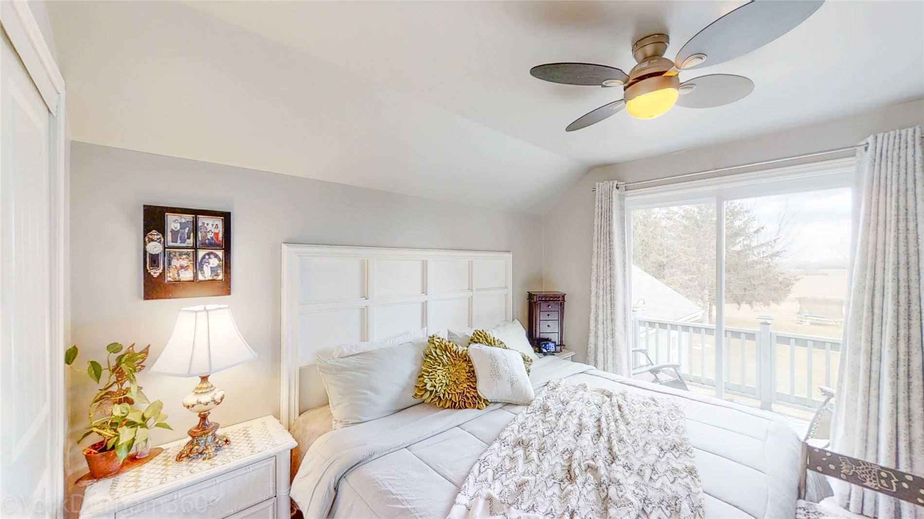 17 Smith Dr