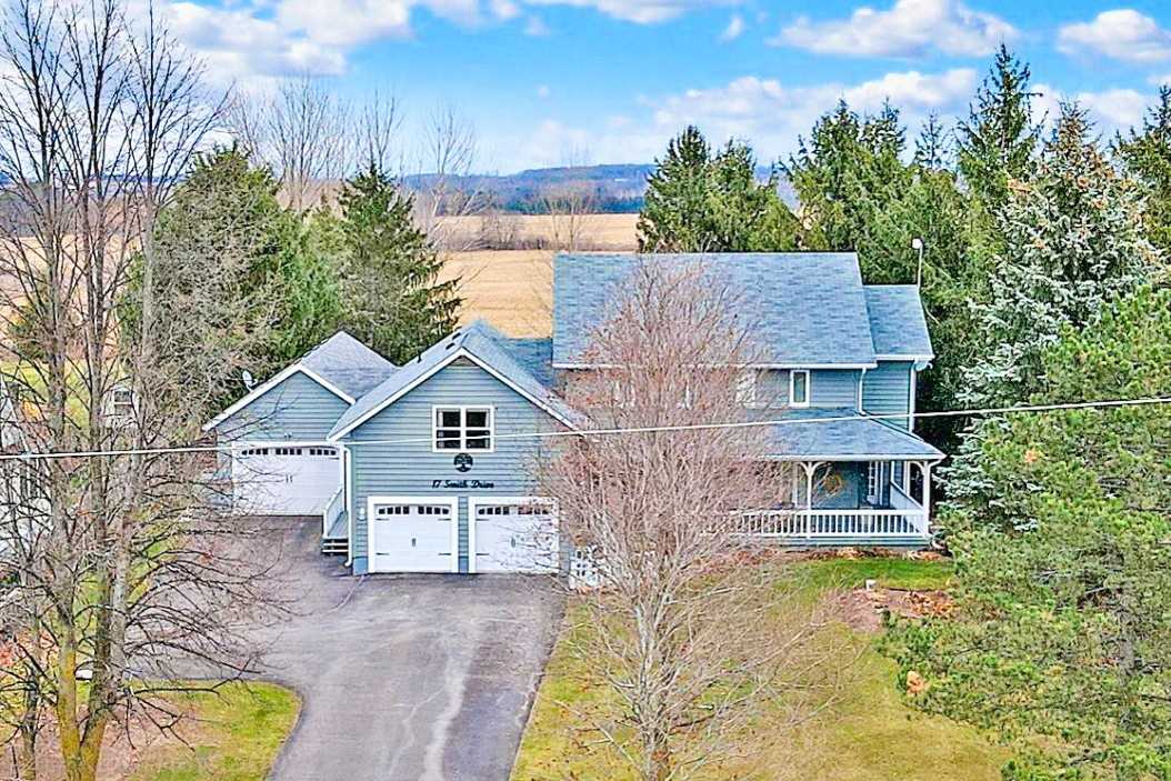 17 Smith Dr