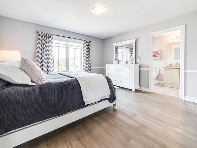 41 Country Club Cres