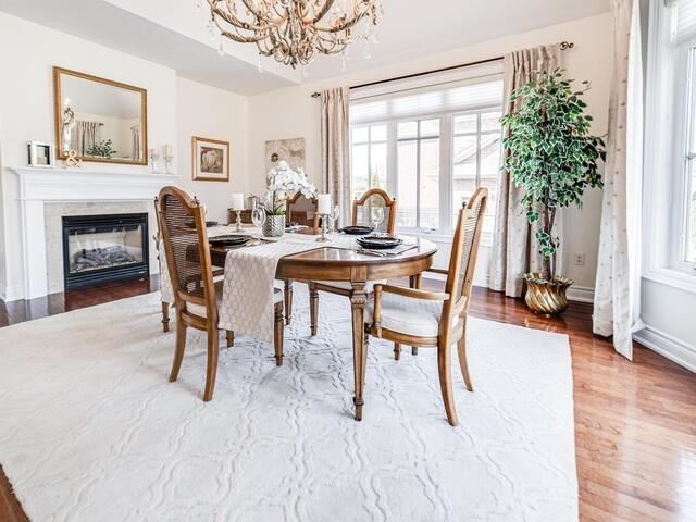 41 Country Club Cres